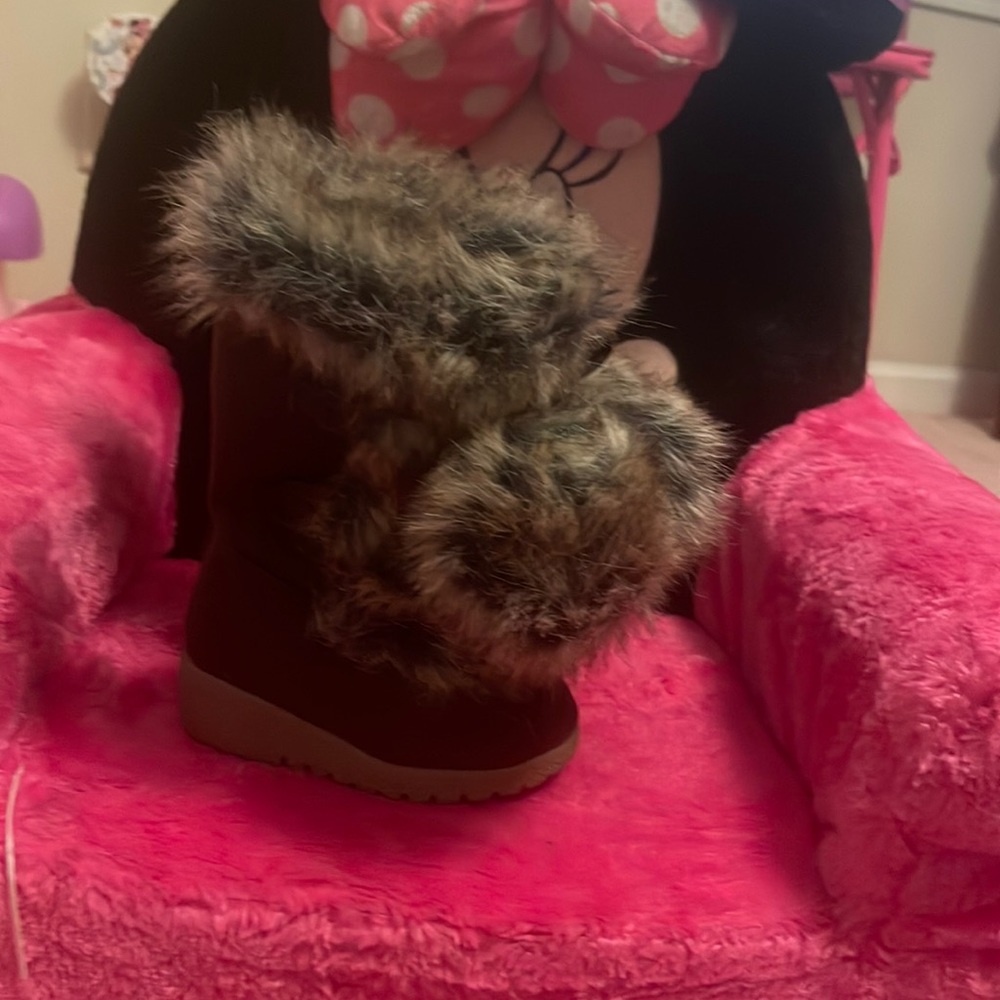 Brown boots